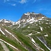 Unterwegs im Val d'Es-cha. In der Bildmitte der markante Piz Kesch