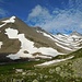 Unterwegs in Richtung Fuorcla Gualdauna<br />Blick auf den Ostgrat zum Piz Blaisun
