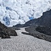 Gegen Ende vom sichtbaren Schneefeld ist es fast 35° steil.