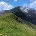 Der Gipfel des Gsür ist noch mehr als 2 km entfernt.