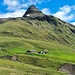 <b>Alpe Val Viola (2353 m) e Pizzo Bianco (2827 m).
</b>