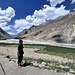 Fahrt durch das Hushey Valley, über dem zuhinterst der Masherbrum aufragt