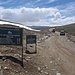Unterwegs auf den Deosai Plains, wo früh Schnee fällt, der lange liegen bleibt, in einigen Wochen aber Viehherden auf frischem grünen Gras weiden werden