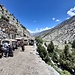 Beim Fairy Meadows Jeep Stop oberhalb Tato (rechts) konnten wir endlich aussteigen...