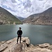 Rast im oberen Kaghan Valley: Rahi posiert vor dem Lulusar Lake