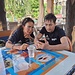 Konzentriert im Quetta Chaman Tea&Tea in Islamabad: was die beiden wohl wieder aushecken...?