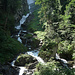 Zurück unter dem Oltschibachfall, wo es gut und gerne einige Grade frischer ist...