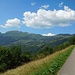 sul percorso in salita, sempre asfaltato