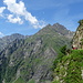 Ultimo tratto verso il rifugio Curò: Pizzo Redorta e Pizzo di Coca.