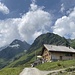 Nach der Einkehr in der Skihütte Obererbs geht’s jetzt zur Bushaltestelle hinunter.<br /><br />