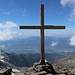 Ausnahmsweise mal ein schönes Gipfelkreuz mit Blick auf das Isèretal