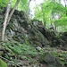 Abbruchstelle des Felsbrockens<br />Die Felssturzgefahr soll ihre Ursache in Hangbewegungen durch den Altbergbau haben und weniger in Umwelteinflüssen.