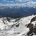 Blick vom Pic Blanc auf meinen Abstieg über die Skipisten