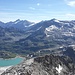 Das Große Wiesbachhorn überragt die nördliche Glocknergruppe. Unten liegt die Rudolfshütte mit ihren Stauseen.