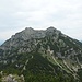 Weiterer Routenverlauf über Bergkamm Kramerspitz<br />Kramerspitz links in Bild / Vorgipfel rechts im Bild
