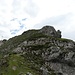 Aufstieg zum Kramerspitz / links im Bild das Gipfelkreuz