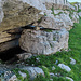 Zurück am Felsband bei der Fikenloch Höhle.