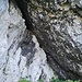 Kleine Höhle, eventuell als Unterstand bei Regen geeignet