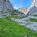 ein Traum, der schattige Anstieg
