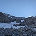 La fascia di rocce montonate rossastre 