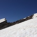Über diesen schönen Grat geht es von der Östlichen zur Westlichen Simonyspitze.