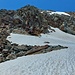 In blau der ungefähre Verlauf der Route durch die Rinne, und das leichte Gratstück oberhalb.