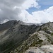 Gratrückblick auf unsere Tour, aus dieser Sicht ist das Grün fast überall weg und die Route sieht schwieriger aus.