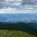 Veľký Kriváň - Ausblick am Gipfel ins Tal des Flusses Váh (Waag), rechts ist Turany zu erahnen.