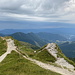 Chleb - Ausblick am Gipfel, u. a. zum Kraviarske (1.361 m, links der Bildmitte).