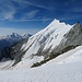 ...sieht man vom Sattel endlich auf den spektakulären Nordgrat des Weisshorn...