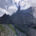 der erste Abschnitt der Wegfortsetzung - um die bizarren Felsen des Rotstock's herum