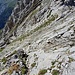 ...und gleich darauf einem größeren, steiler abfallenden.
