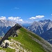 Vor uns: Wetterstein und Mieminger Kette