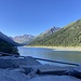 Am Gepatsch-Stausee mit Blick zum Weißseespitz
