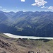 Von der Kante zeigt sich der Stausee auch schön