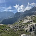 die beiden Moränen und der erste Sattel kommen in Sicht, hinten ist auch das Valle dei Cani zu erahnen