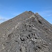 Blick vom östlichsten Gratzacken (ca. 2990 m ü. M.) auf den weiteren Weg.