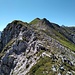 Im Hintergrund zeigt sich bereits der Lahnerkopf.  