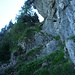 Steiler Durchschlupf im unteren Flueschafberg