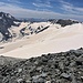 Gipfel: Blick nach Südsüdwest auf den ersten Teil der Traversierung der Glaciers de la Vanoise vom Refuge de la Dent Parrachée zum Refuge du Col de la Vanoise. Im Hintergrund die Dauphiné. 