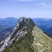 Aus der Scharte ein Blick zur Laglmauer, die über den Kamm (zum Schluß extrem ausgesetzt) besucht werden kann.