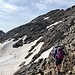 ohne Wegzeichen wäre es nicht ganz so leicht, die beste Route durch diese brüchige Flanke zu finden