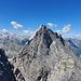 Gipfelpanorama am Östlichen Rosskopf mit blick zum Westlichen Rosskopf, aber vor allem zur Zsigmondyspitze.