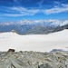 il ghiacciaio del Rutor con il Monte Bianco sullo sfondo