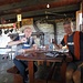 Ritornato al rifugio, ci dedichiamo finalmente al nostro pranzo. Al termine lasceremo la struttura pulendo  il tavolo, lasciando un’offerta per l'utilizzo del bivacco e chiudendo imposte e porta.