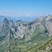 Tiefblick zur Alp Ijes