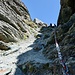 La descente initiale depuis le col de Riedmatten est très raide