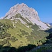 Das Bäralpl. Ein Ort an dem ich lange schon sein wollte. <br />Darüber die Raffelspitze wird heute auch Besuch bekommen: https://www.hikr.org/tour/post189246.html<br /><br /><br /><br />