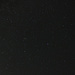 Sternenhimmel im Zenit: Links oben ist das „W“ der Cassiopeia, rechts untes das Rechteck des Pegasus und Mitte sowie Links die Andromeda. In der Andromeda ist die 2500000 Lichtjahre entfernte Andromeda-Galaxie (M 31) zu sehen.