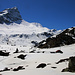 Foto vom ersten Besteigungsversuch 24./25.4.2021:<br /><br />Spätwinter auf der Alp Tga (1922m) mit Piz Platta (3392m) im Hintergrund.